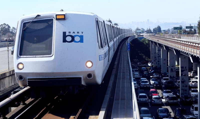 Tàu điện cũng là phương tiện phổ biến tại San Francisco