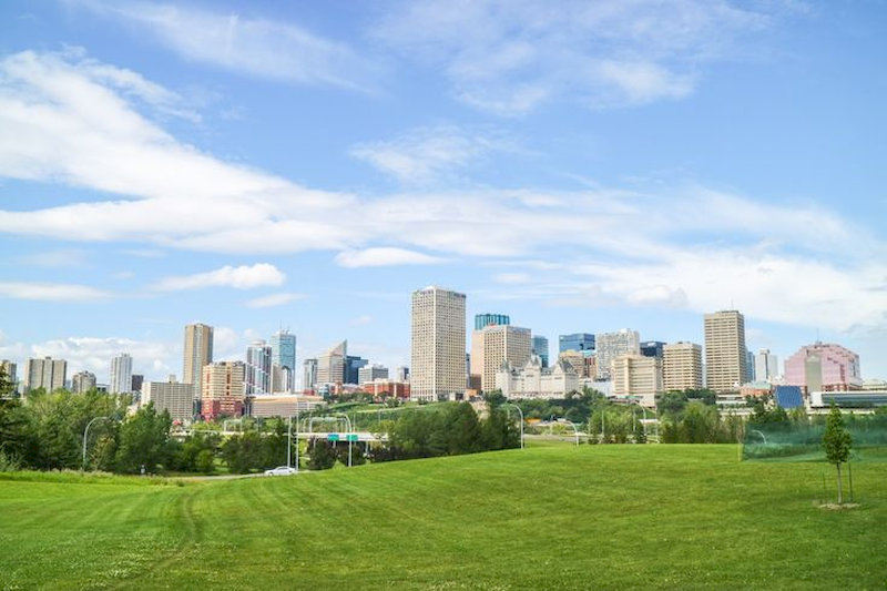 Mua vé máy bay đi Edmonton Canada
