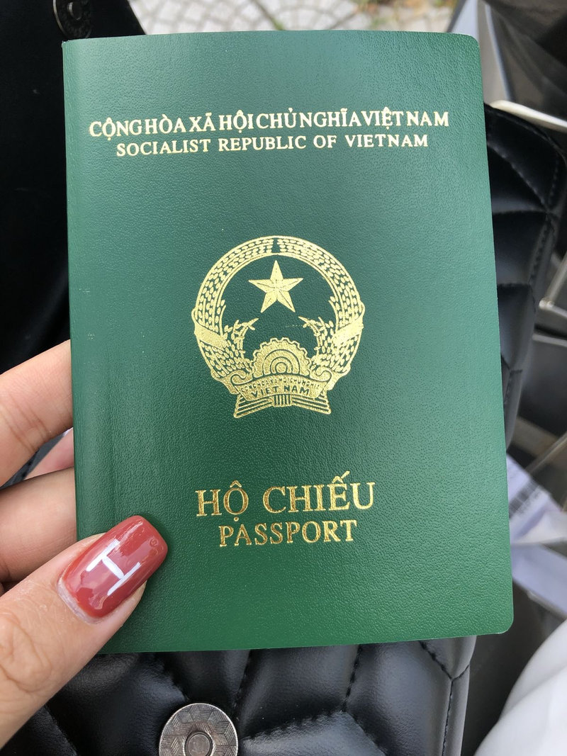 Chuẩn bị đầy đủ giấy tờ để xuất nhập cảnh