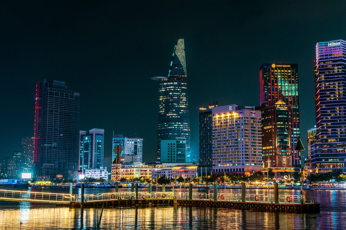 Vé máy bay Tokyo đi TPHCM giúp kết nối du khách và cộng đồng người Việt xa quê hương