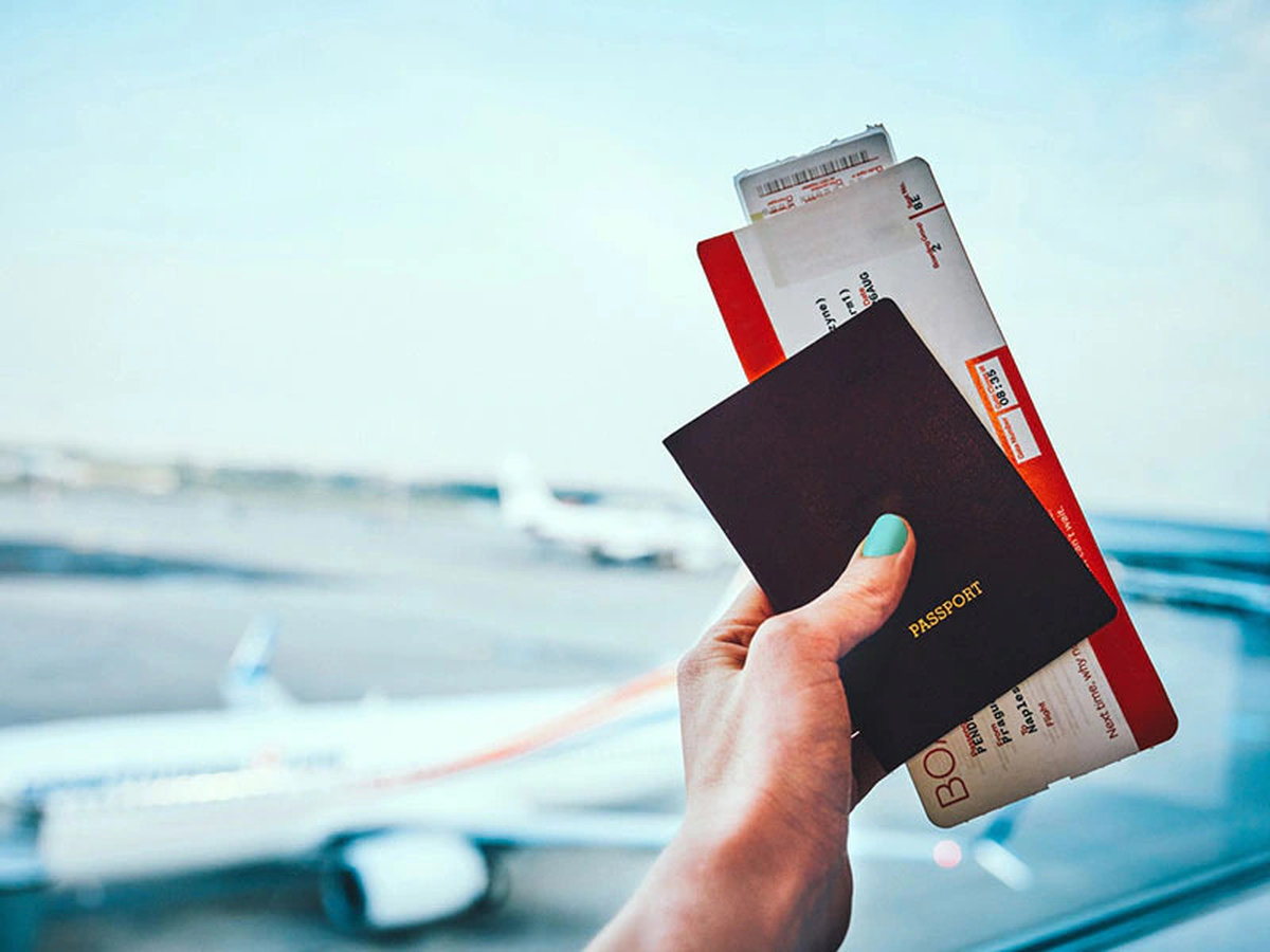 Giá vé máy bay từ Osaka đến Tokyo dao động khá linh hoạt, tùy theo hãng bay, giờ khởi hành, và thời điểm đặt vé